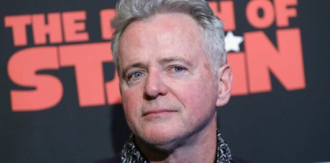 Aidan Quinn family - Apumone